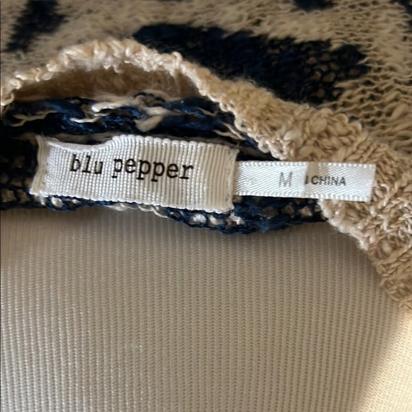 Blu Pepper Cream Open-Front Cardigan with Textured Knit. WT246 - Picture 7 of 8